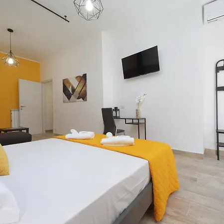 Michele Lux 6 People Spotless And Connected To Airport And Vatican روما