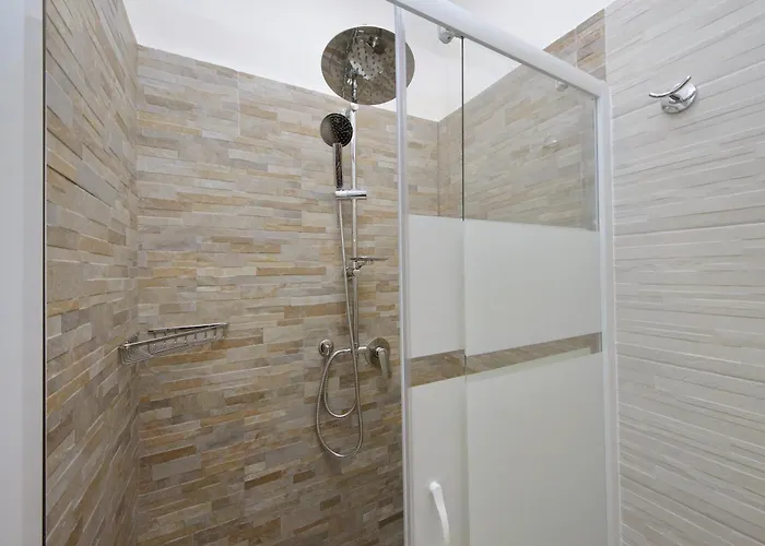Appartement Michele Lux Lodge - 6 People - Spotless - 3 Stops From Vatican, 4 Stops From Colosseum