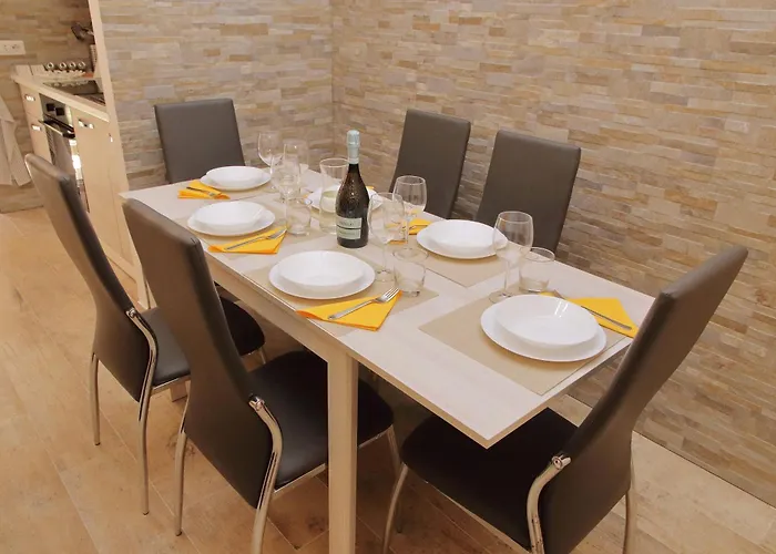 Appartement Michele Lux Lodge - 6 People - Spotless - 3 Stops From Vatican, 4 Stops From Colosseum