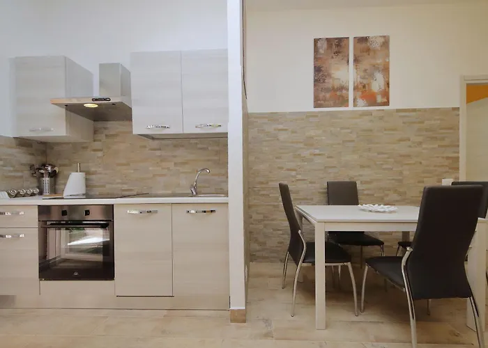 Michele Lux Lodge - 6 People - Spotless - 3 Stops From Vatican, 4 Stops From Colosseum *
