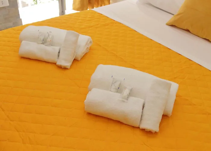 Michele Lux Lodge - 6 People - Spotless - 3 Stops From Vatican, 4 Stops From Colosseum Appartement Rome