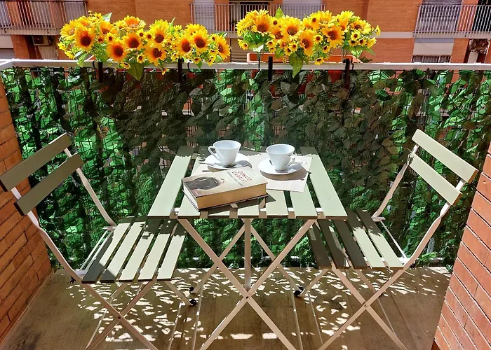 Michele Lux Lodge - 6 People - Spotless - 3 Stops From Vatican, 4 Stops From Colosseum Appartement Rome