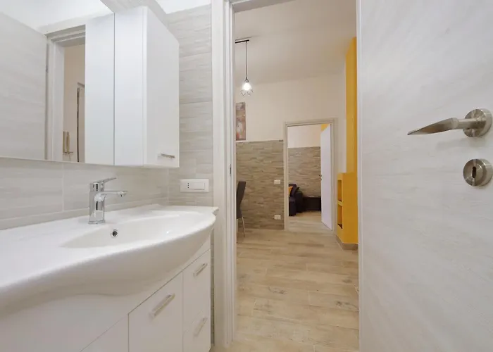 Appartement Michele Lux Lodge - 6 People - Spotless - 3 Stops From Vatican, 4 Stops From Colosseum *